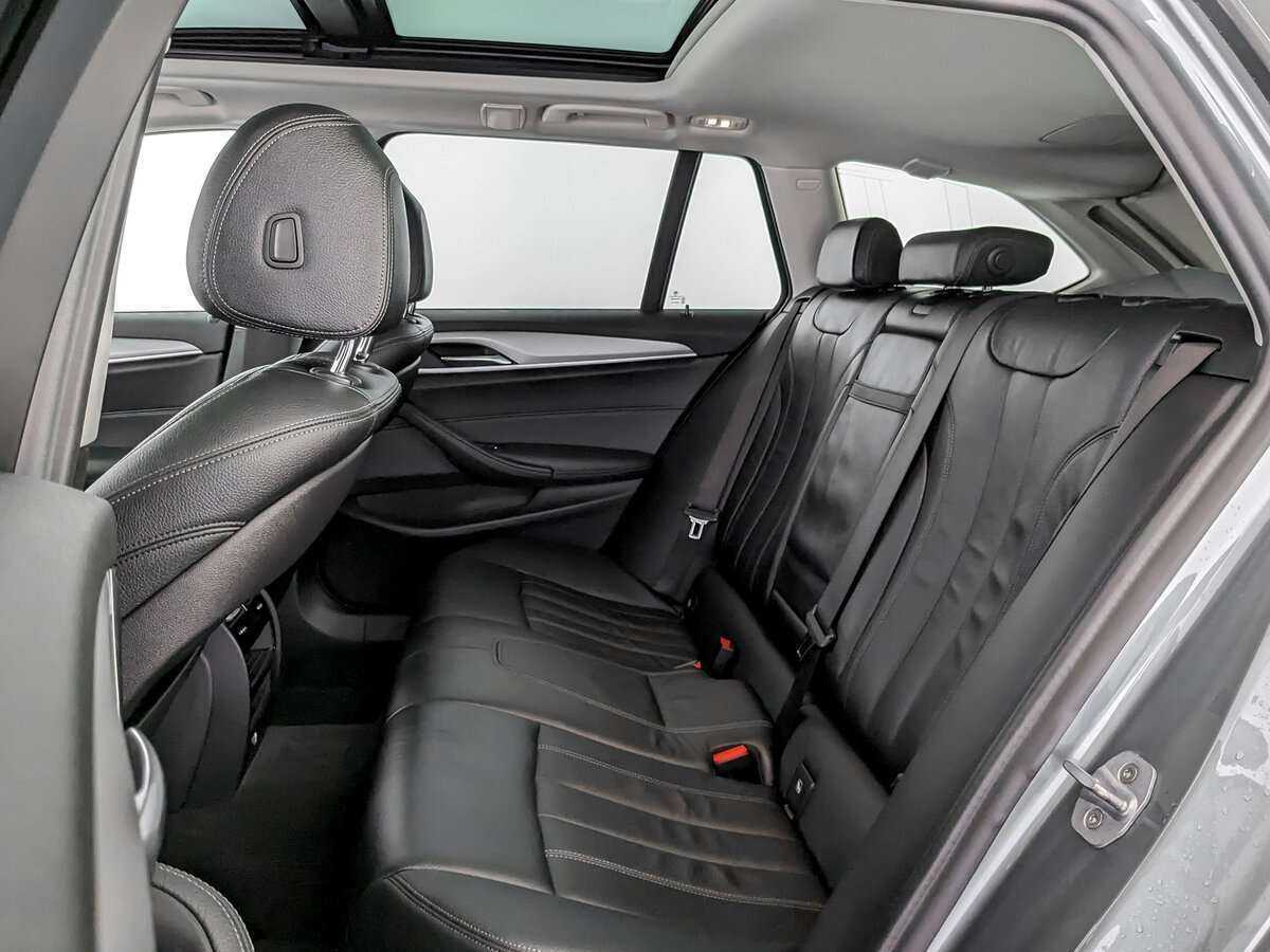 BMW 5 серии 2019 года с пробегом. Фото: #9
