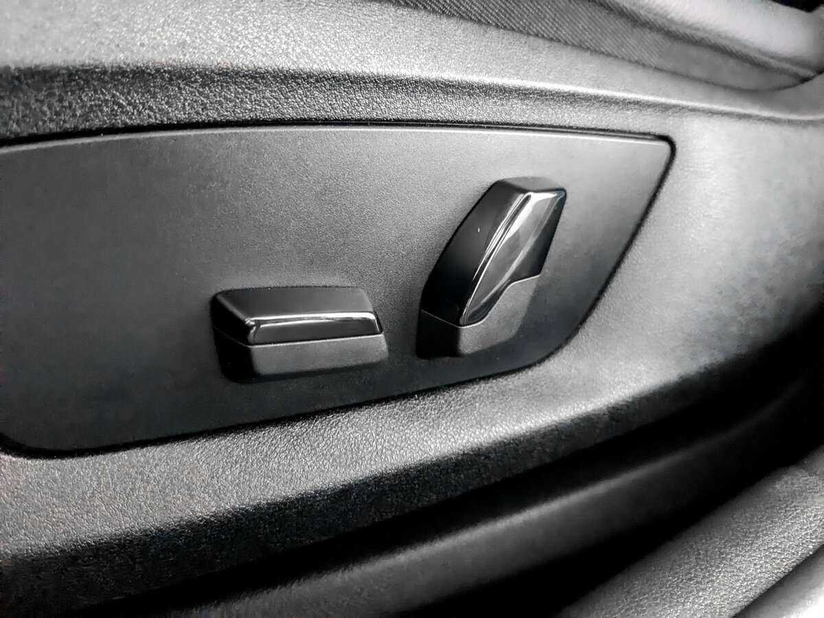 BMW 5 серии 2019 года с пробегом. Фото: #16