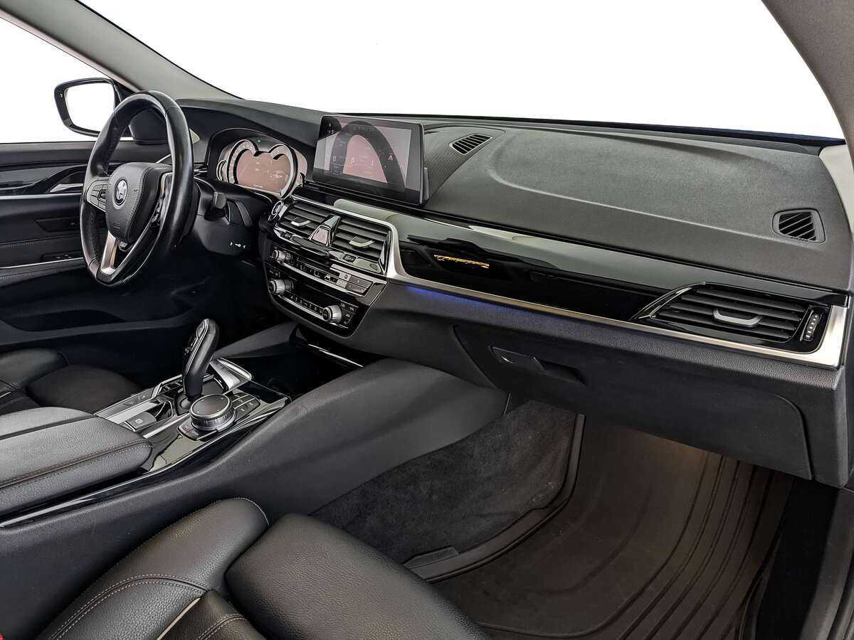 BMW 6 серии 2018 года с пробегом. Фото: #8