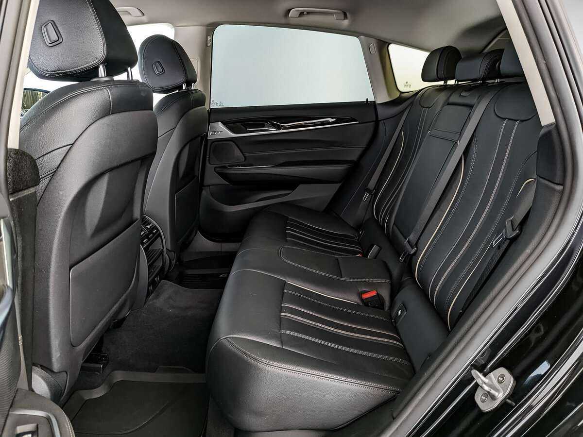 BMW 6 серии 2018 года с пробегом. Фото: #12