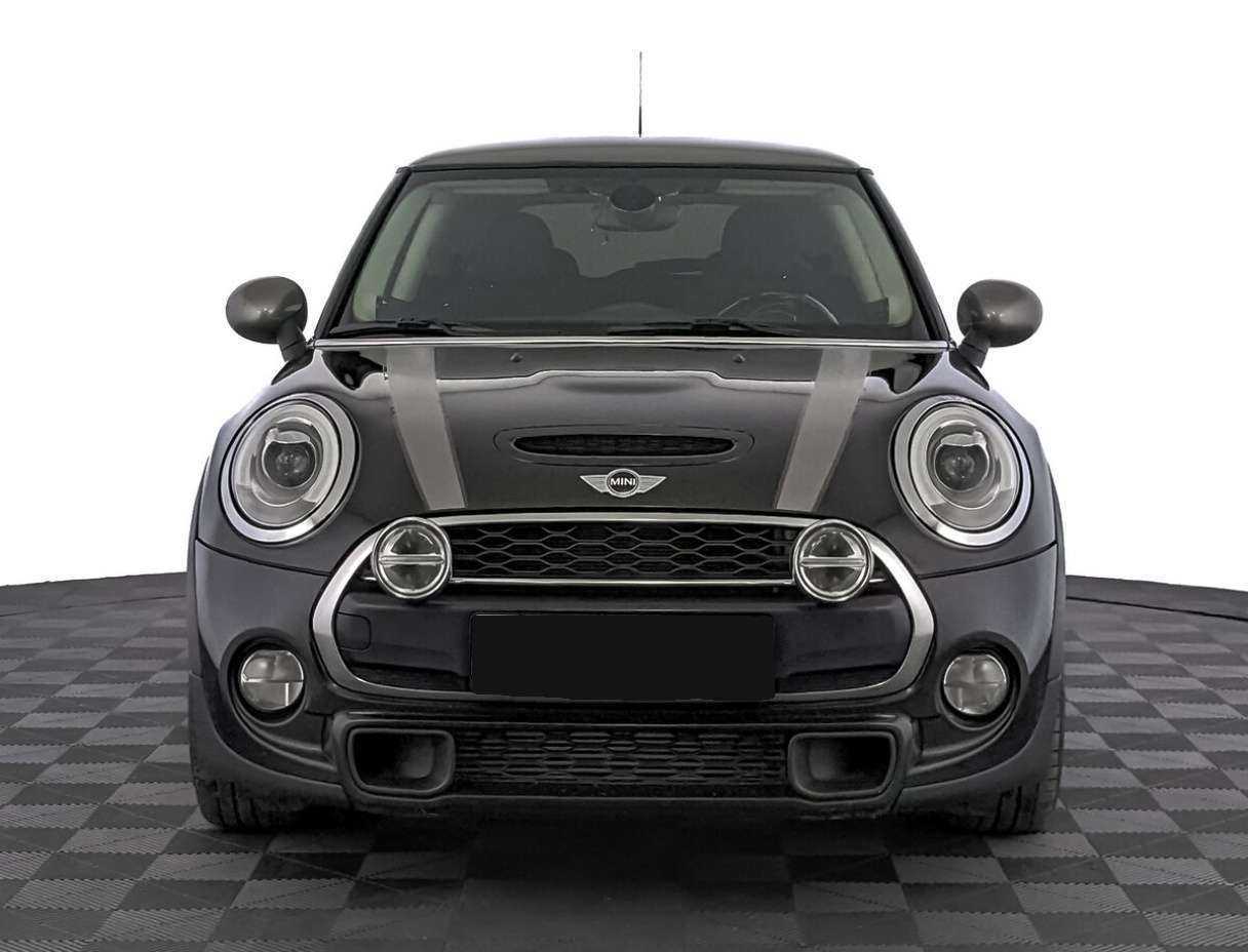 Mini Hatch 2017 года с пробегом. Фото: #1