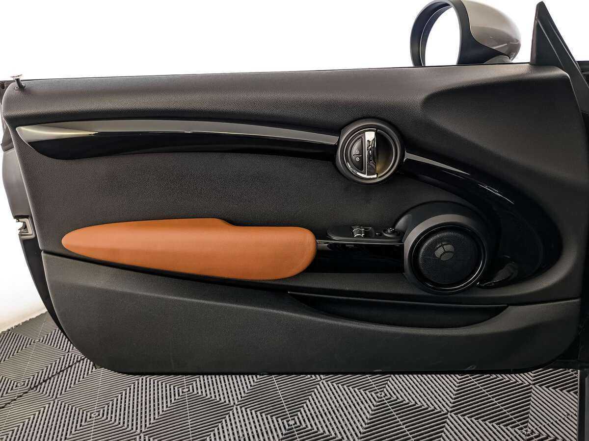 Mini Hatch 2017 года с пробегом. Фото: #14