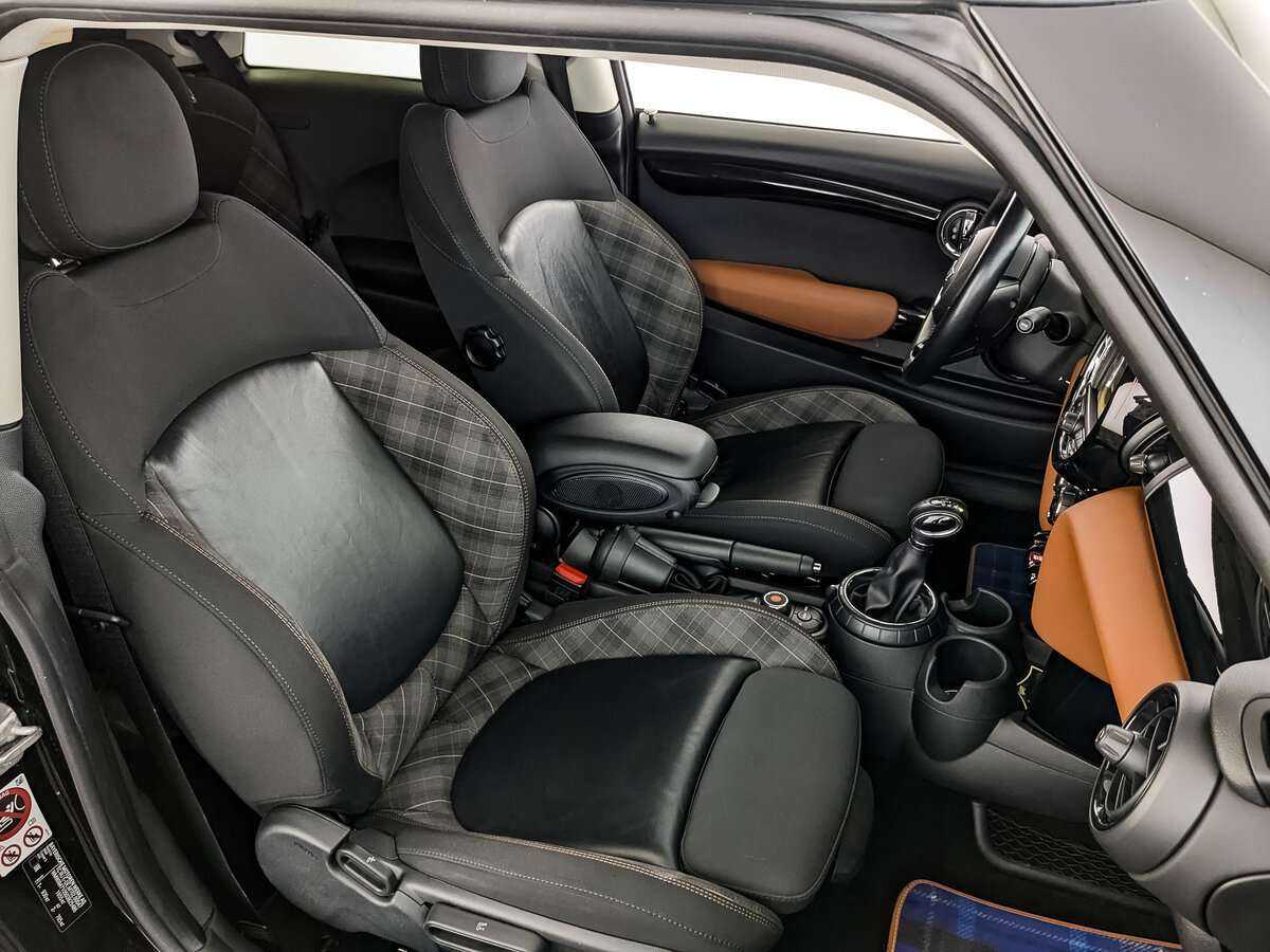 Mini Hatch 2017 года с пробегом. Фото: #19