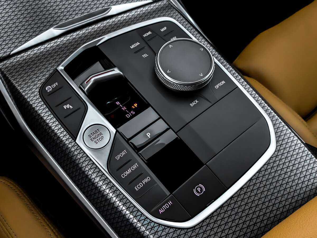 BMW 3 серии 2022 года с пробегом. Фото: #21