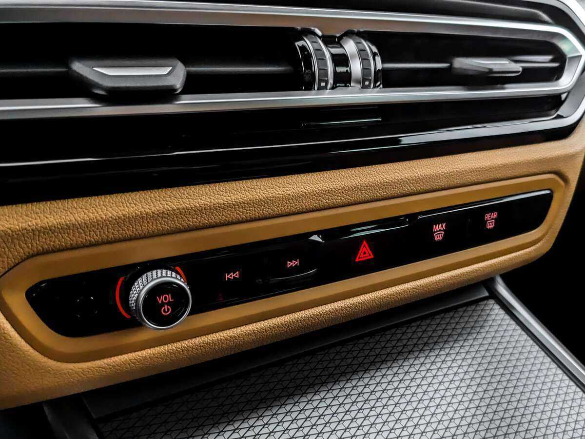 BMW 3 серии 2022 года с пробегом. Фото: #22