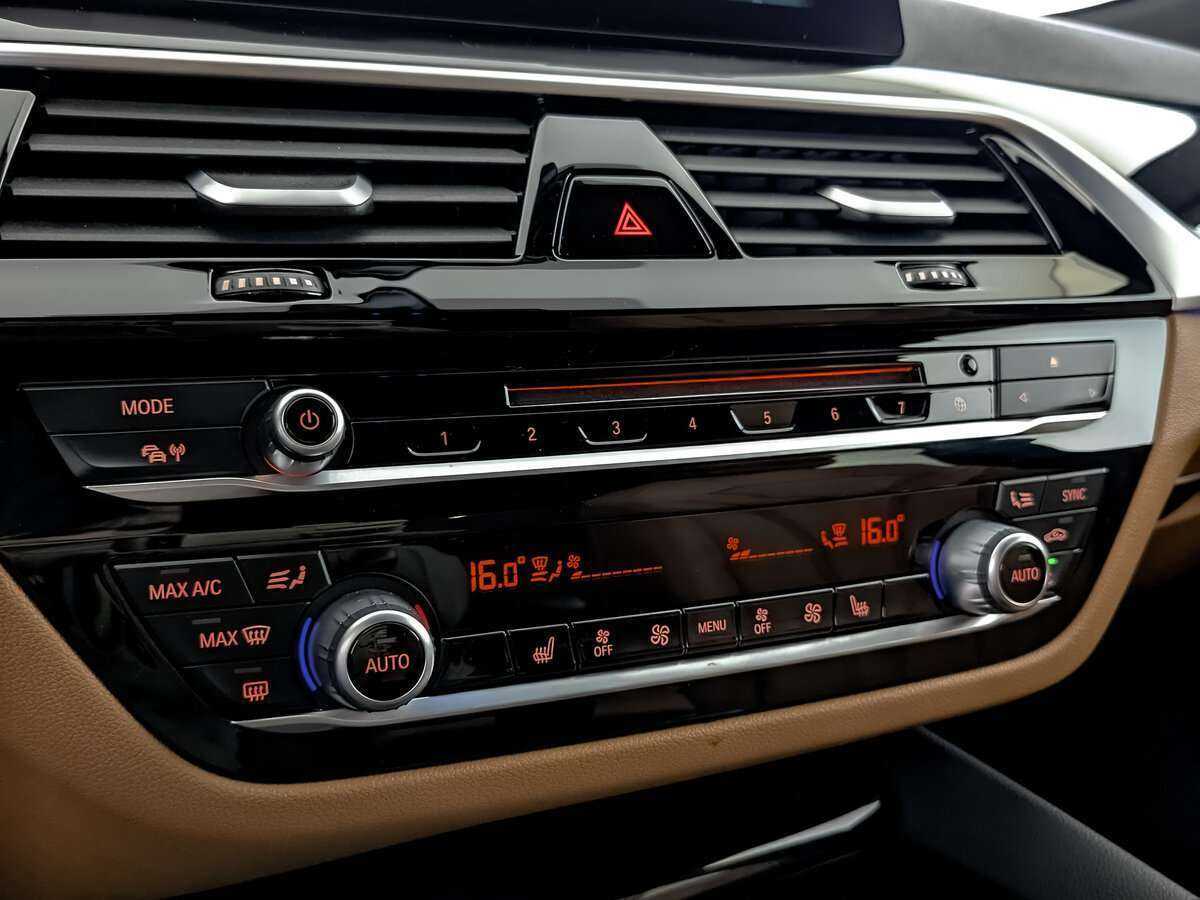 BMW 6 серии 2019 года с пробегом. Фото: #15