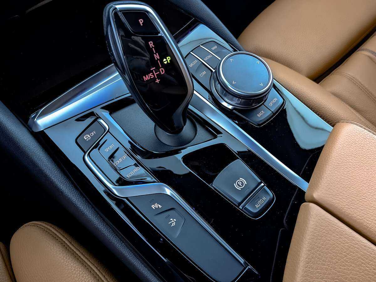 BMW 6 серии 2019 года с пробегом. Фото: #24