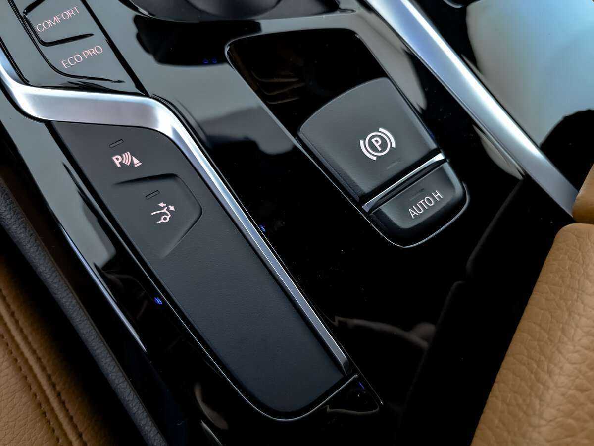 BMW 6 серии 2019 года с пробегом. Фото: #26