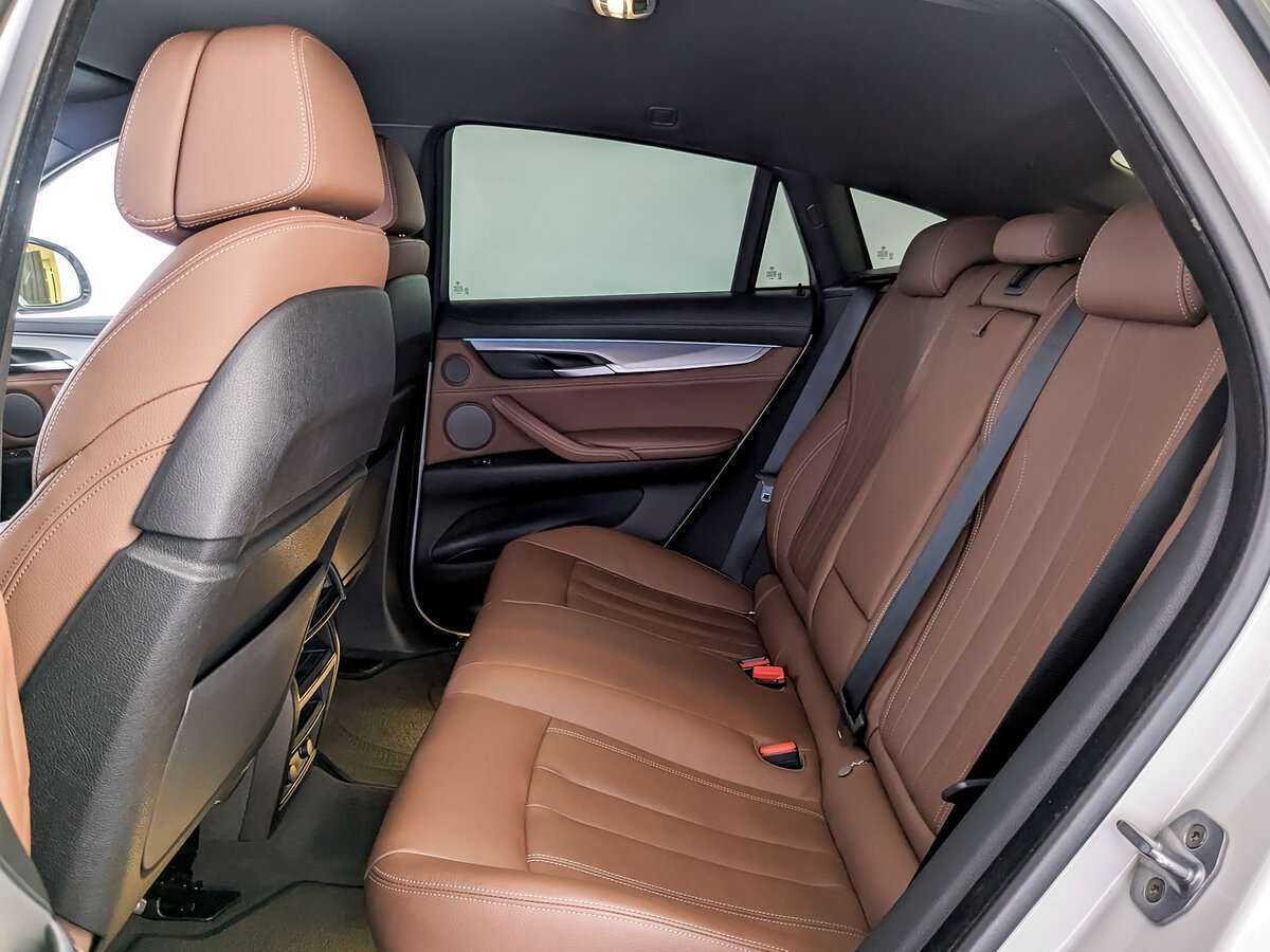 BMW X6 2019 года с пробегом. Фото: #9