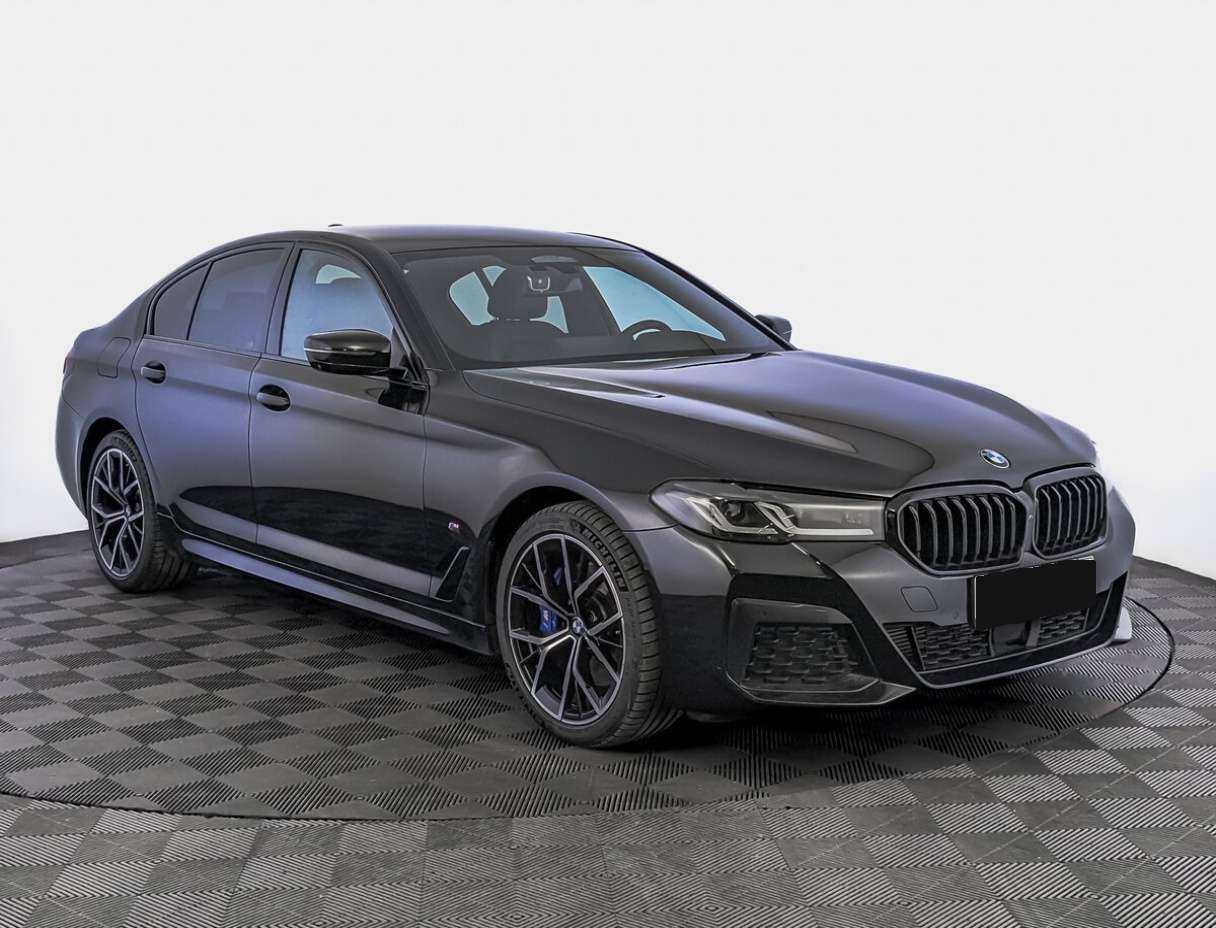 BMW 5 серии 2021 года с пробегом. Фото: #2