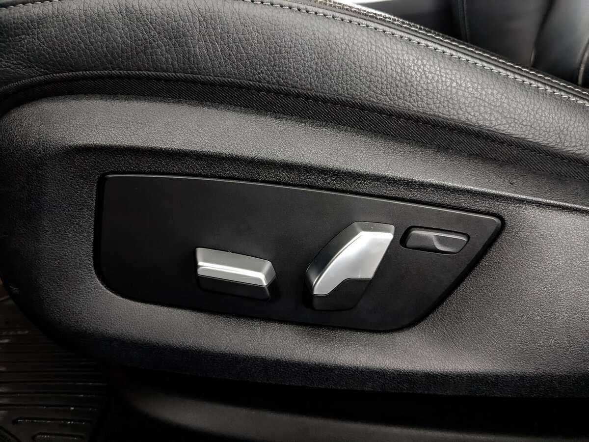 BMW 5 серии 2021 года с пробегом. Фото: #15