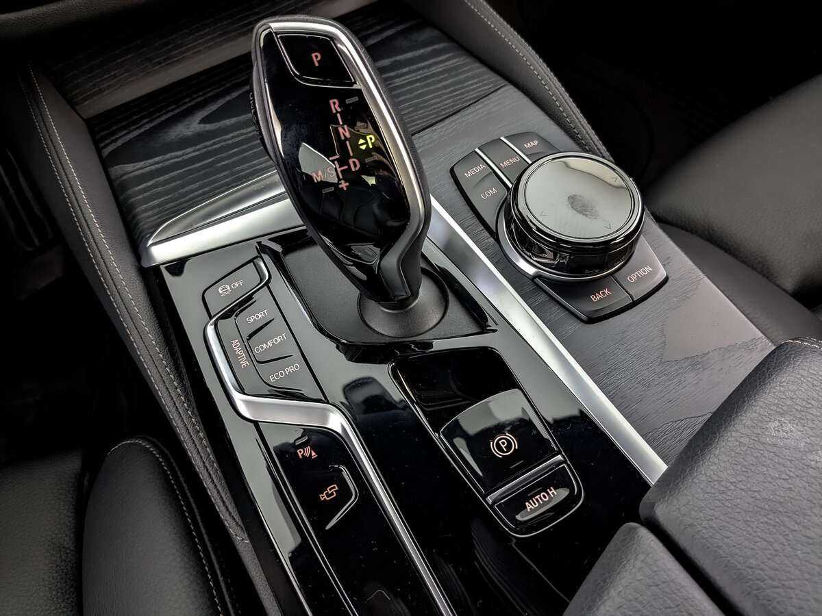 BMW 5 серии 2021 года с пробегом. Фото: #21