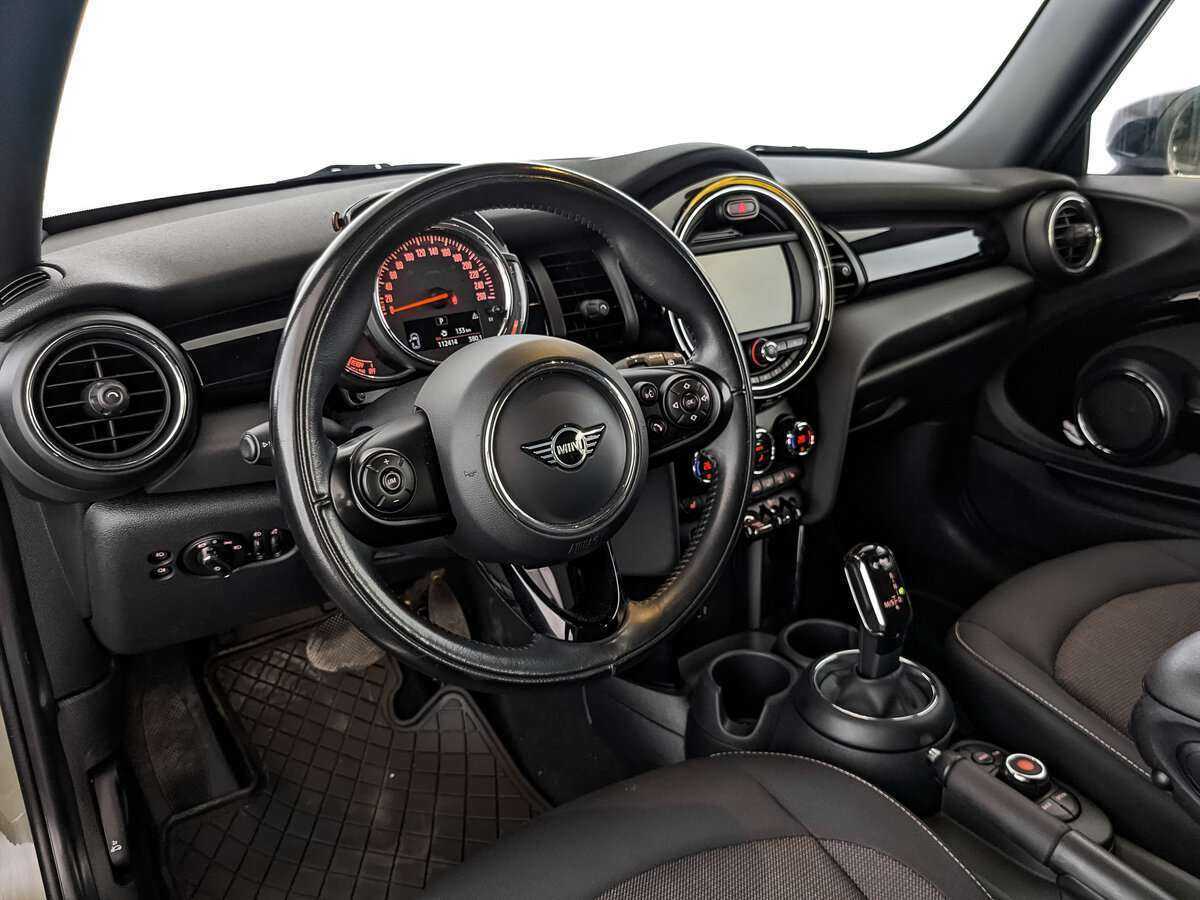 Mini Hatch 2020 года с пробегом. Фото: #10