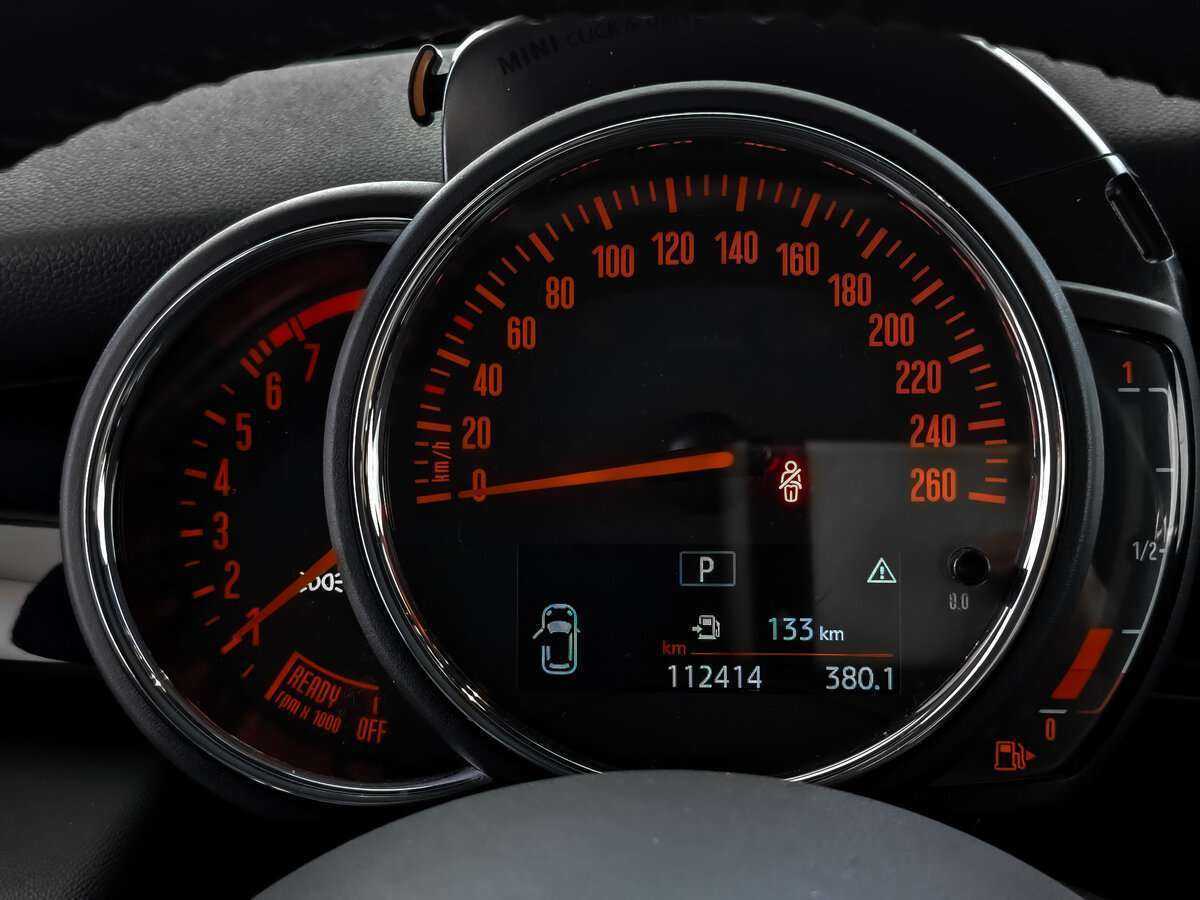 Mini Hatch 2020 года с пробегом. Фото: #11