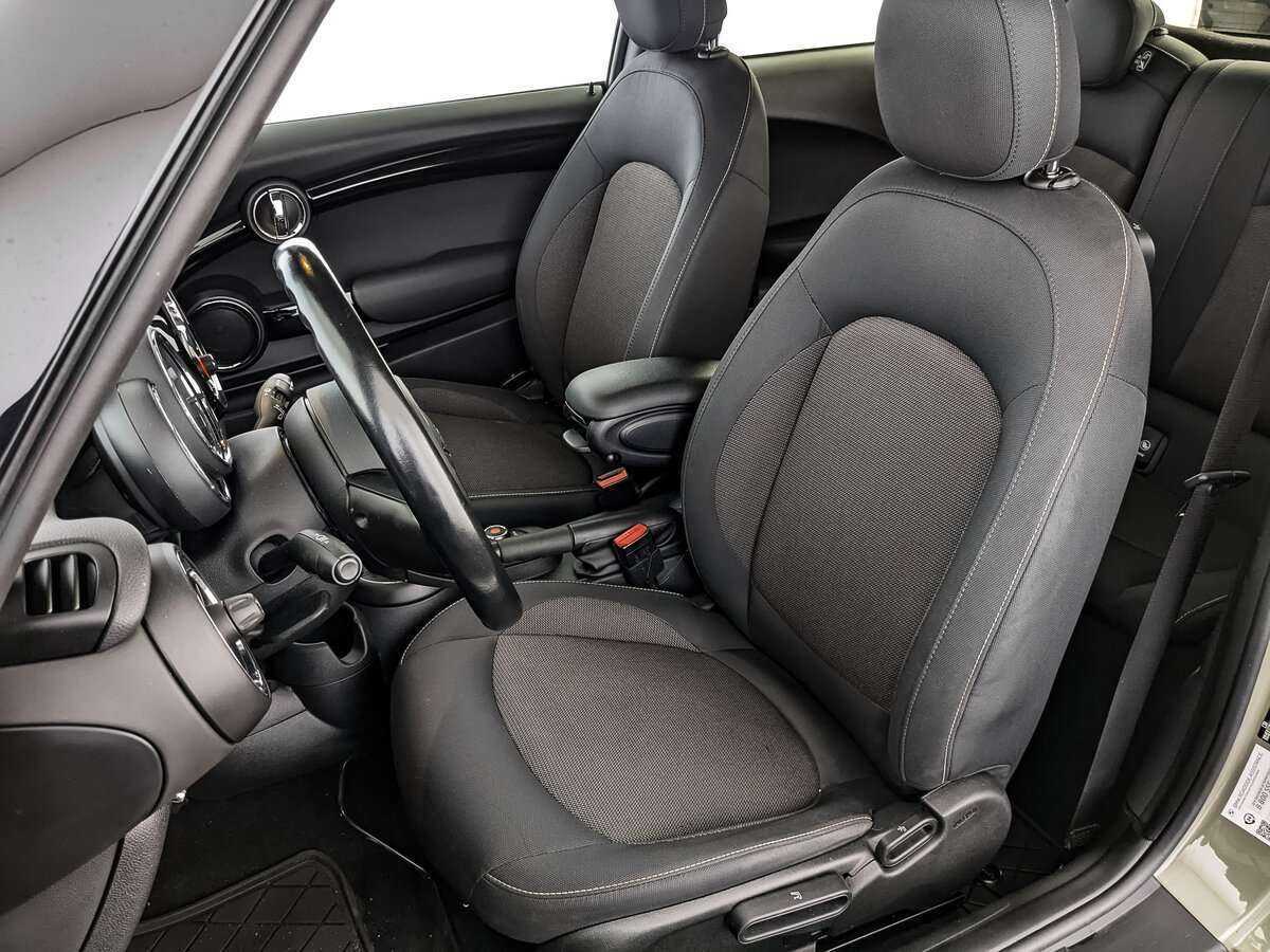 Mini Hatch 2020 года с пробегом. Фото: #14