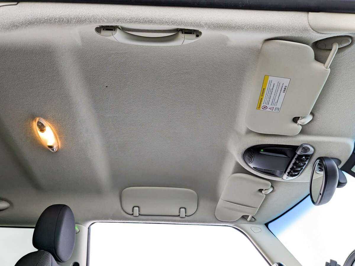 Mini Clubman 2011 года с пробегом. Фото: #17