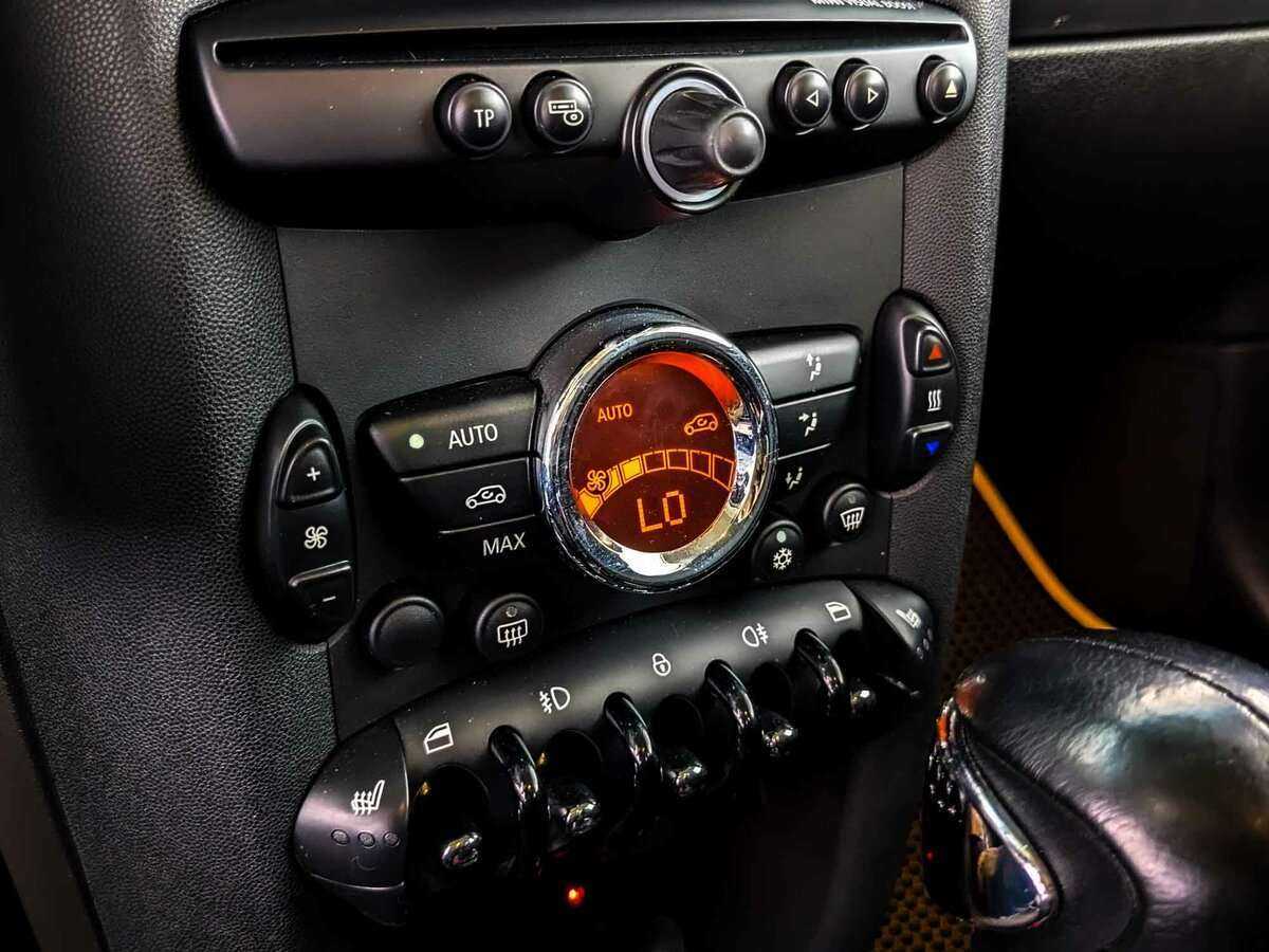 Mini Clubman 2011 года с пробегом. Фото: #20