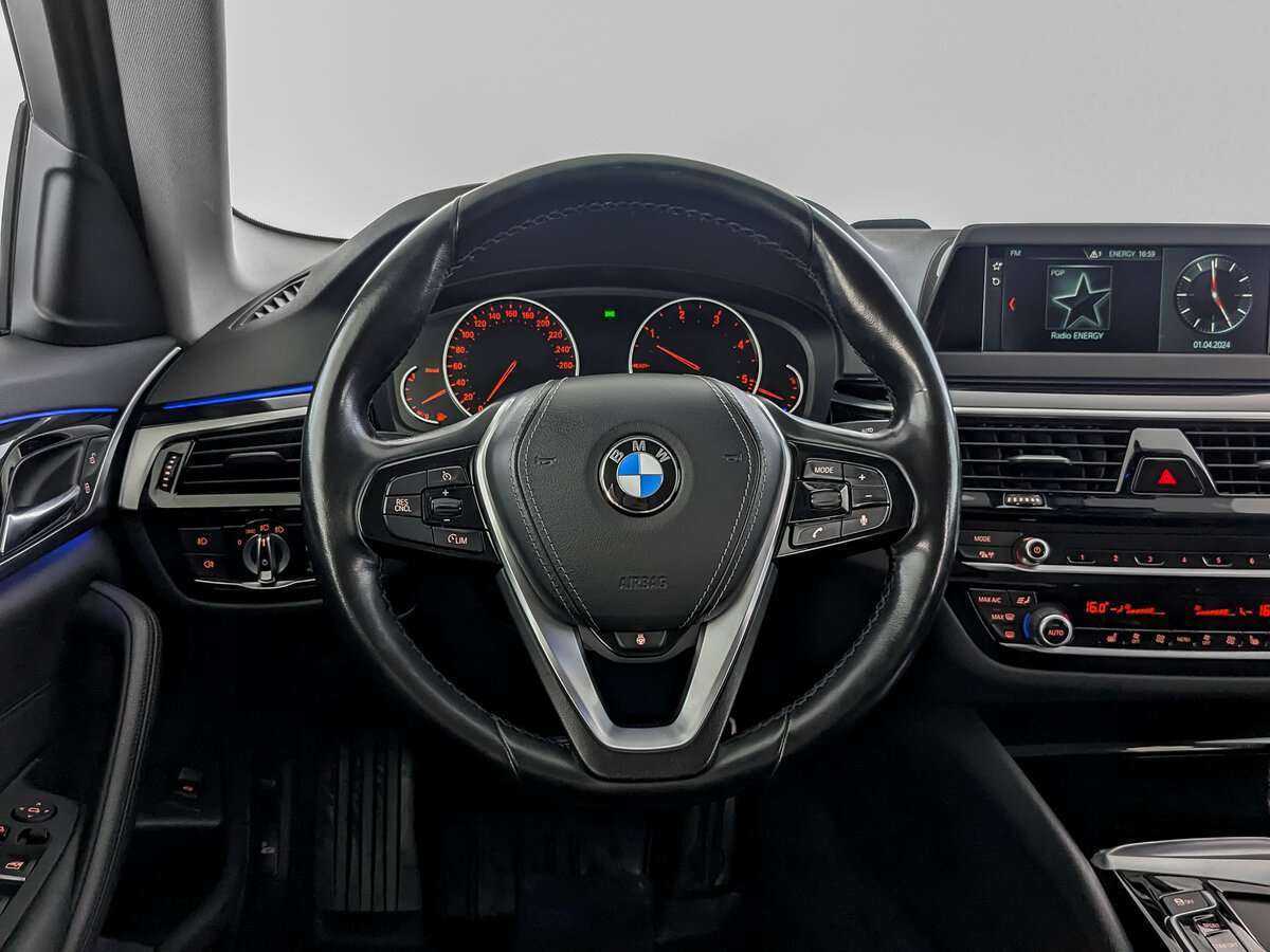 BMW 5 серии 2019 года с пробегом. Фото: #19