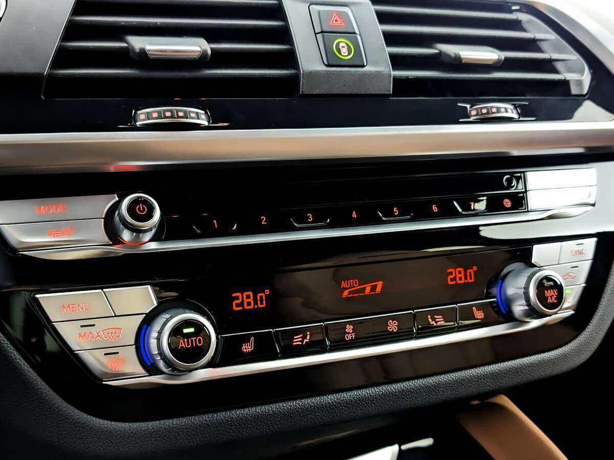 BMW X4 2021 года с пробегом. Фото: #24