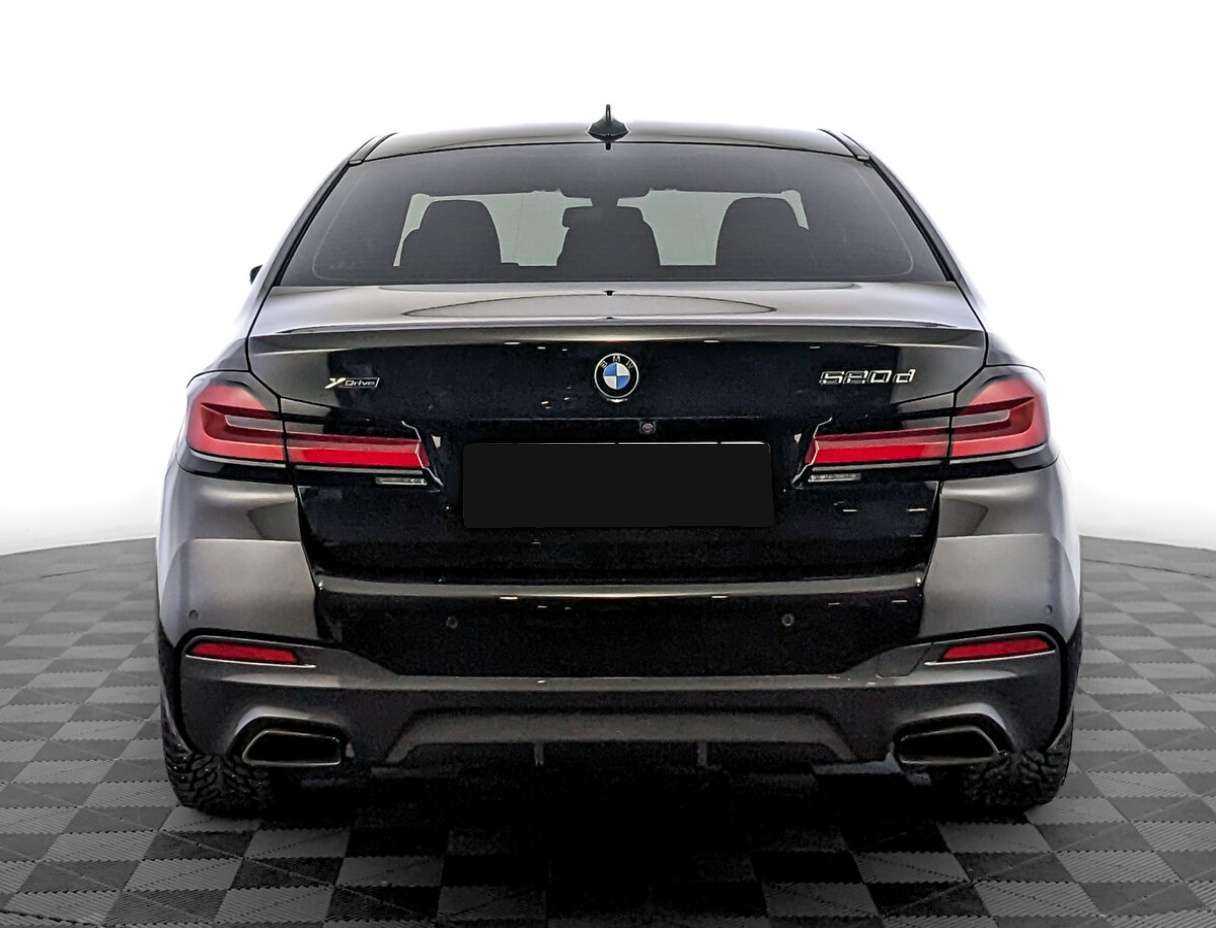 BMW 5 серии 2021 года с пробегом. Фото: #5