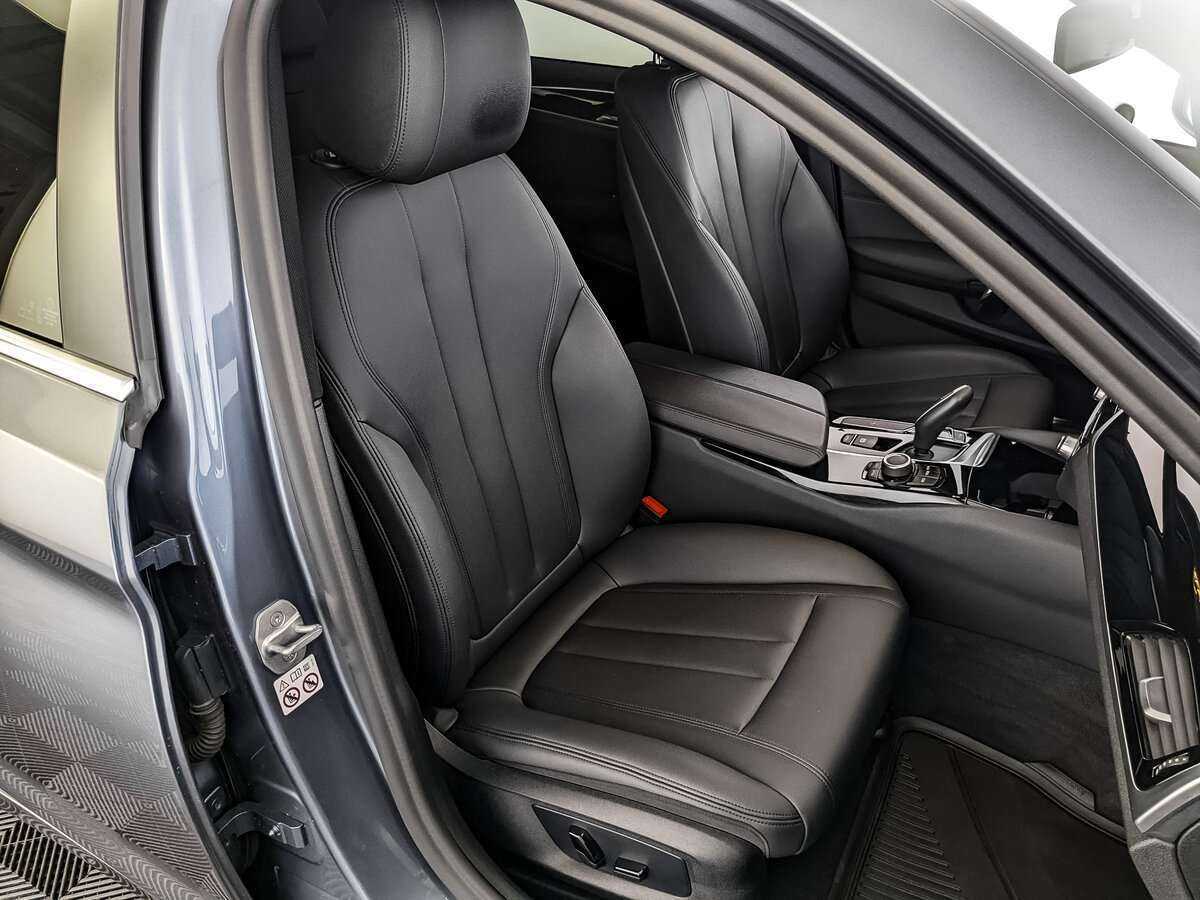 BMW 5 серии 2020 года с пробегом. Фото: #19