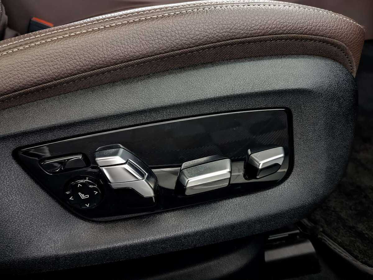 BMW 7 серии 2019 года с пробегом. Фото: #19