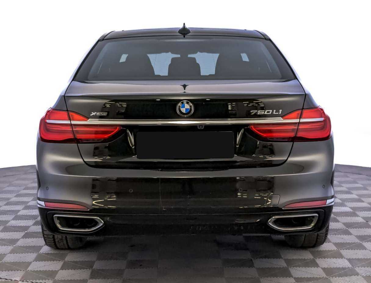 BMW 7 серии 2019 года с пробегом. Фото: #5