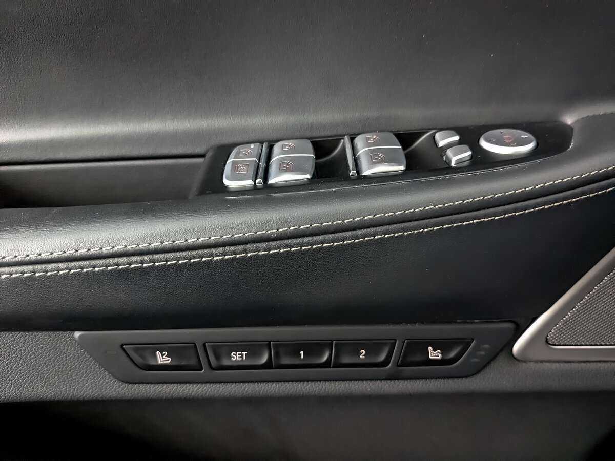 BMW 7 серии 2019 года с пробегом. Фото: #20