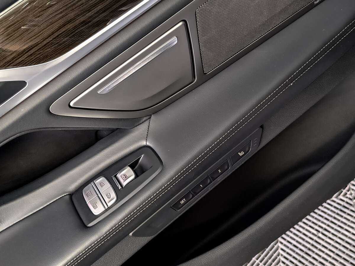 BMW 7 серии 2019 года с пробегом. Фото: #23