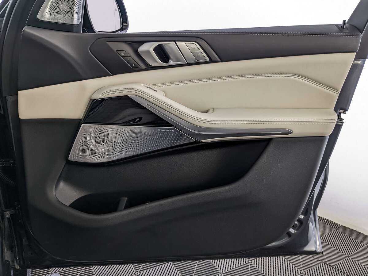 BMW X7 2019 года с пробегом. Фото: #16