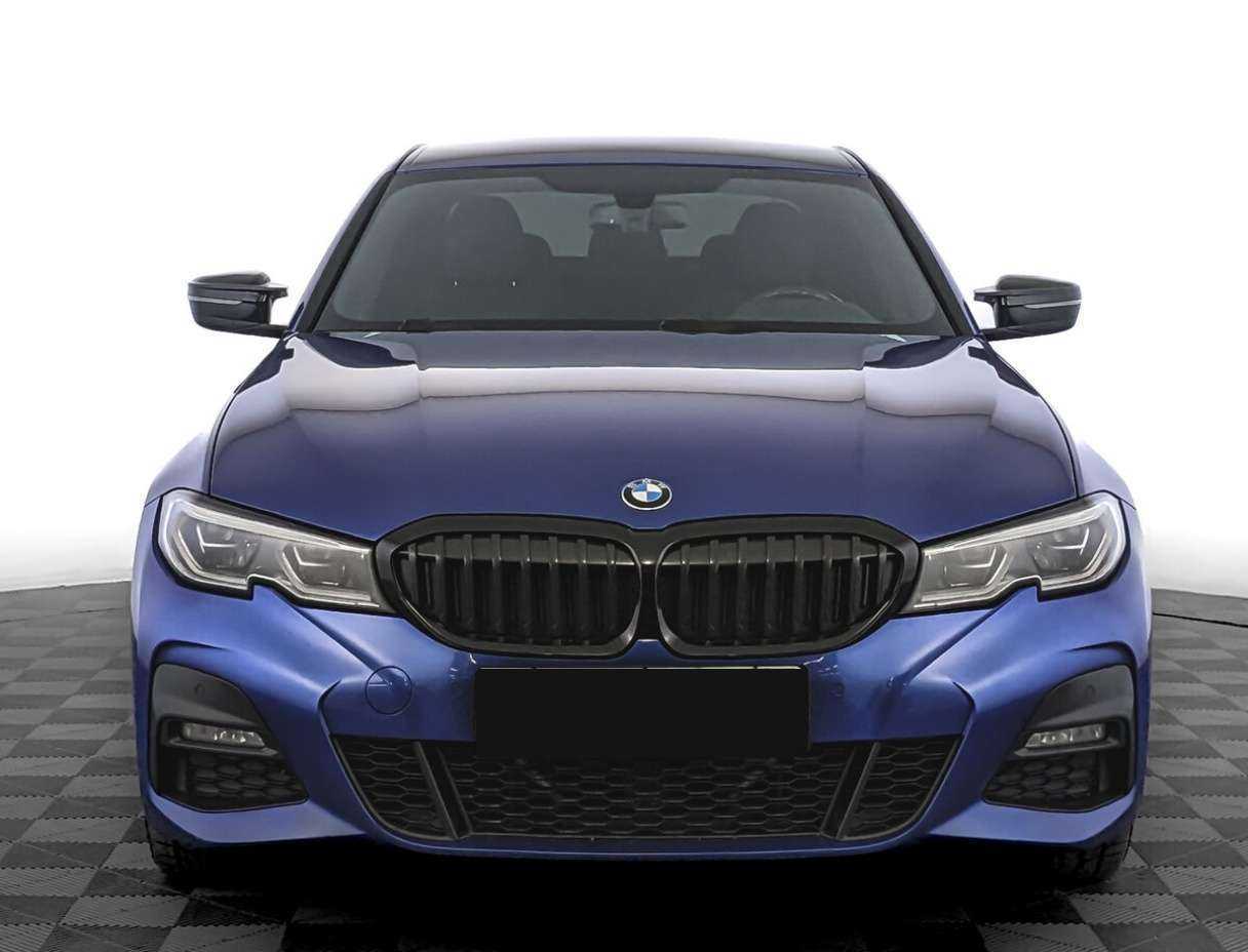 BMW 3 серии 2021 года с пробегом. Фото: #1