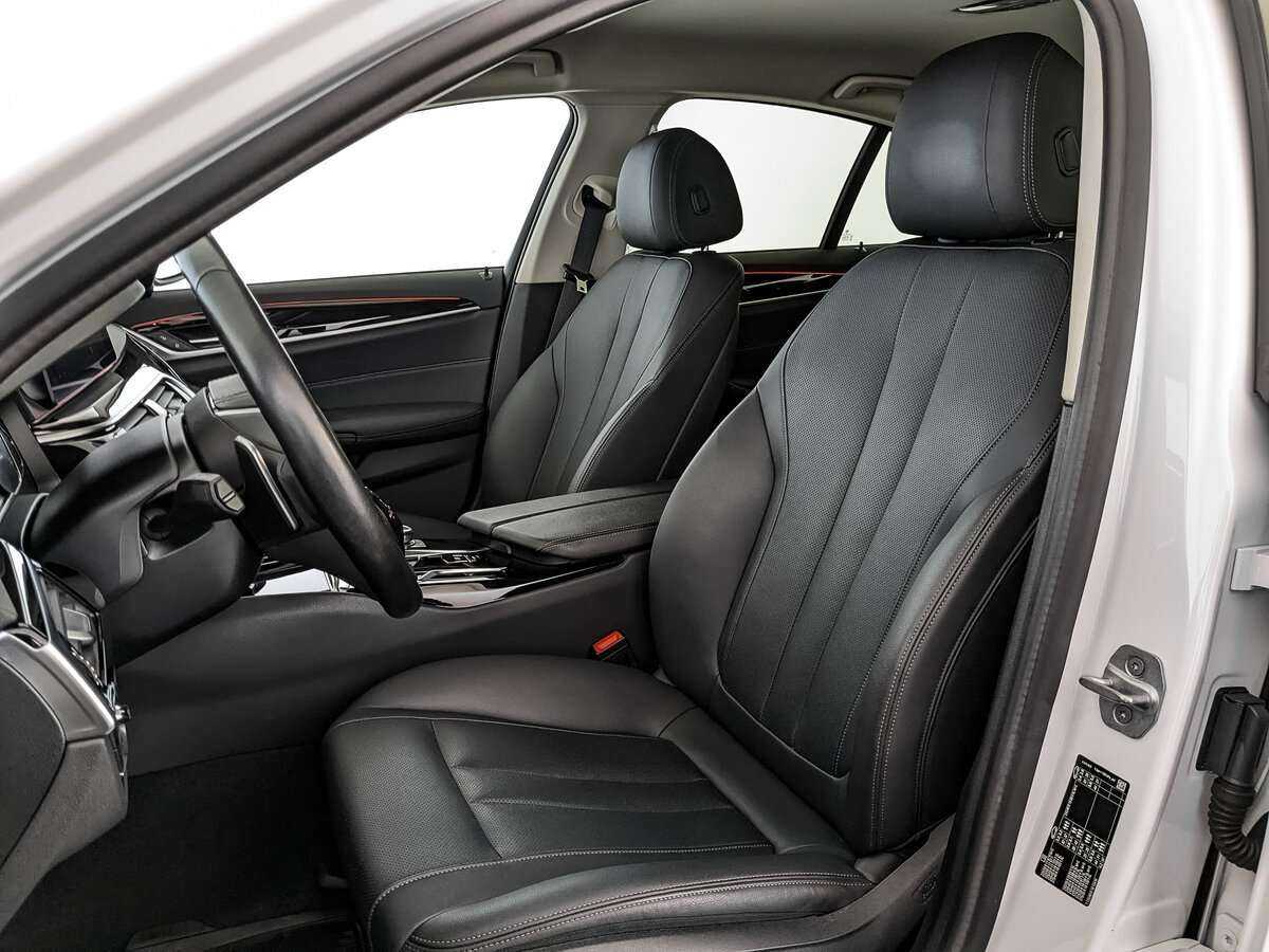 BMW 5 серии 2020 года с пробегом. Фото: #13