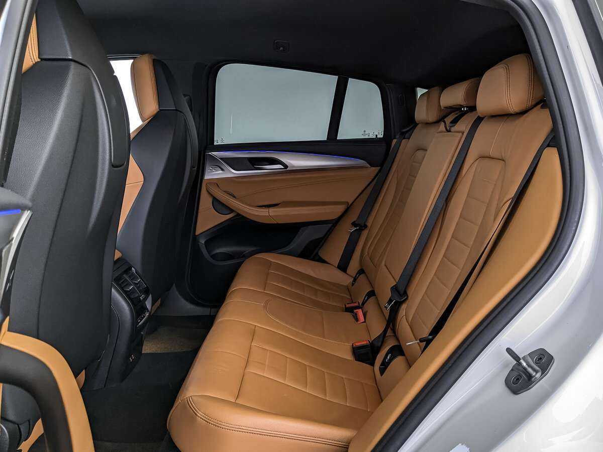 BMW X4 2021 года с пробегом. Фото: #12