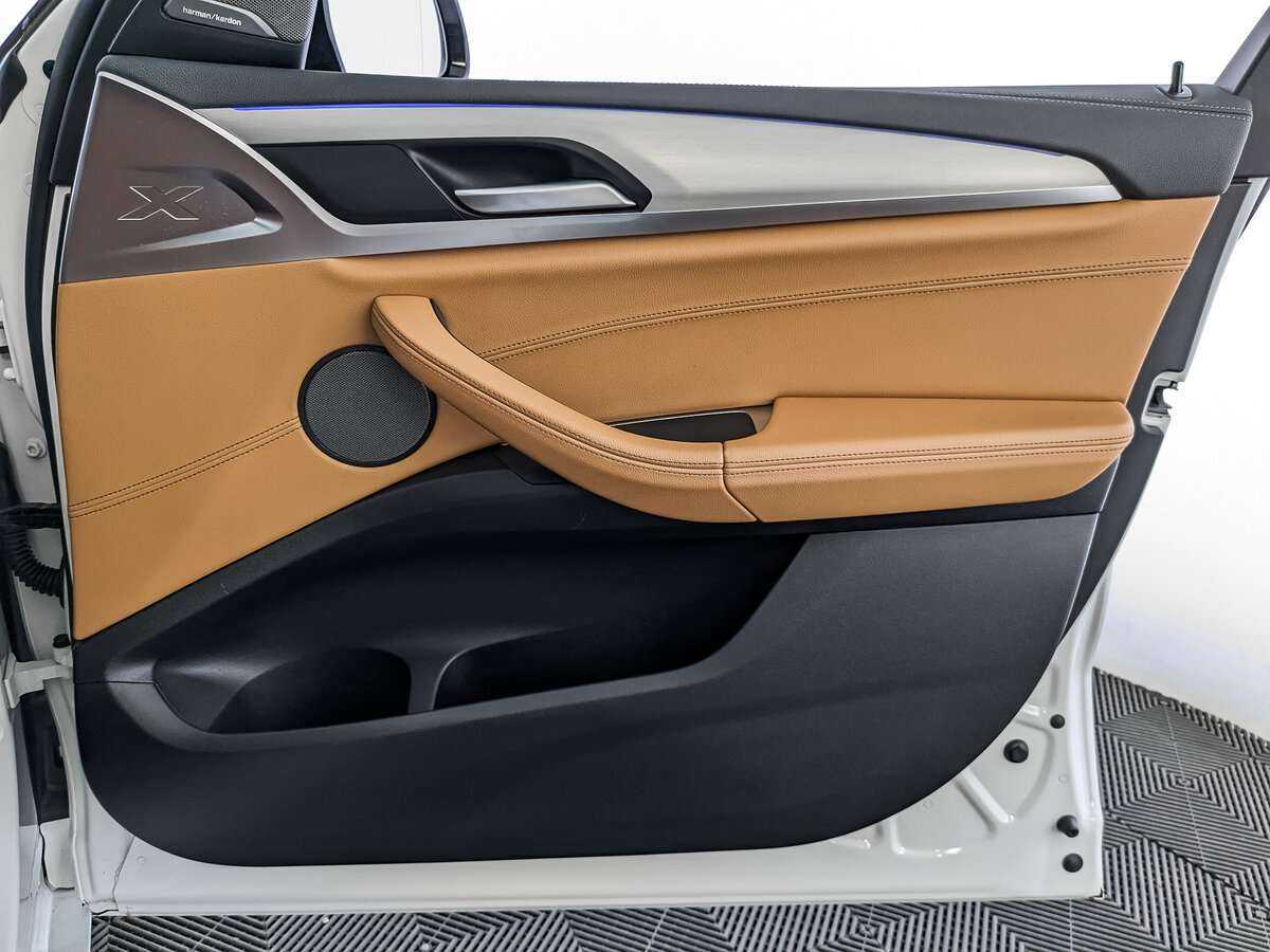 BMW X4 2021 года с пробегом. Фото: #18