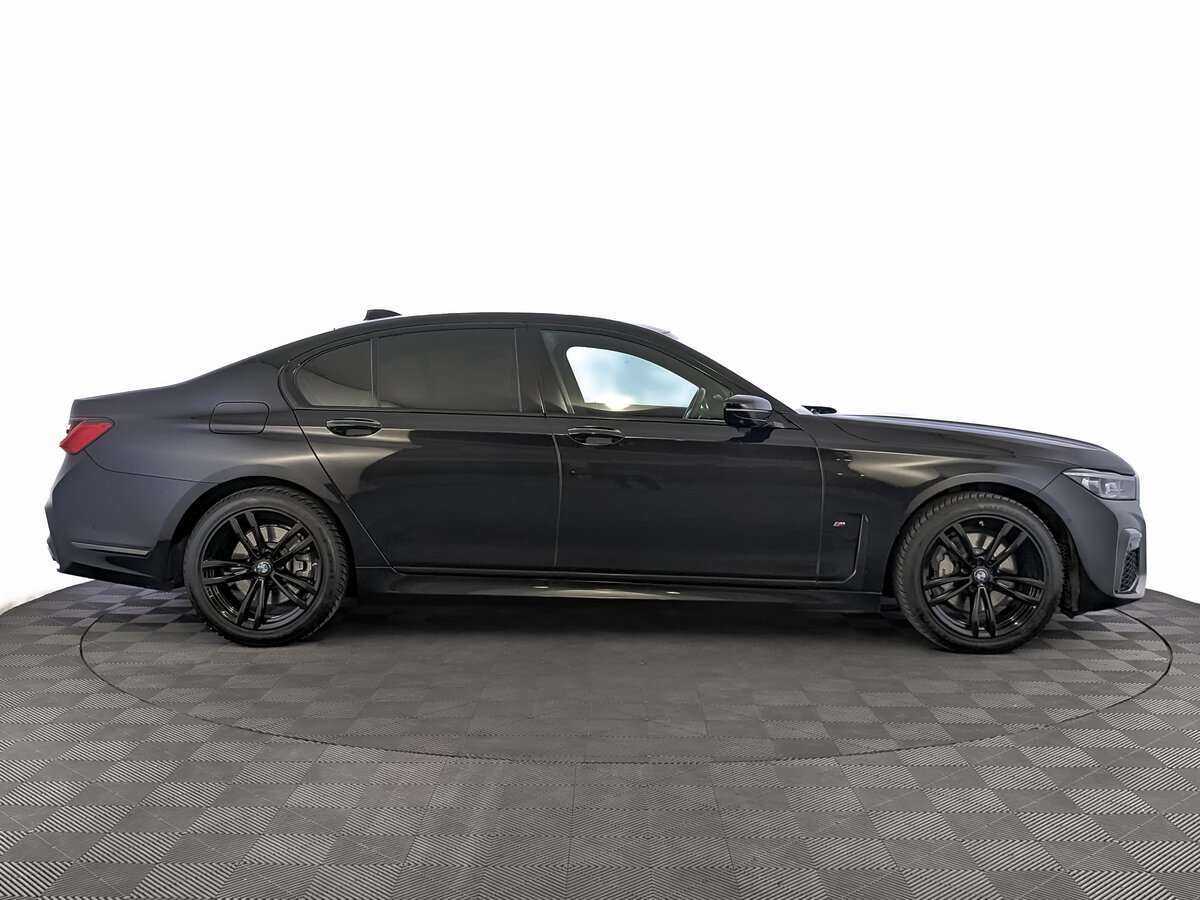 BMW 7 серии 2020 года с пробегом. Фото: #3