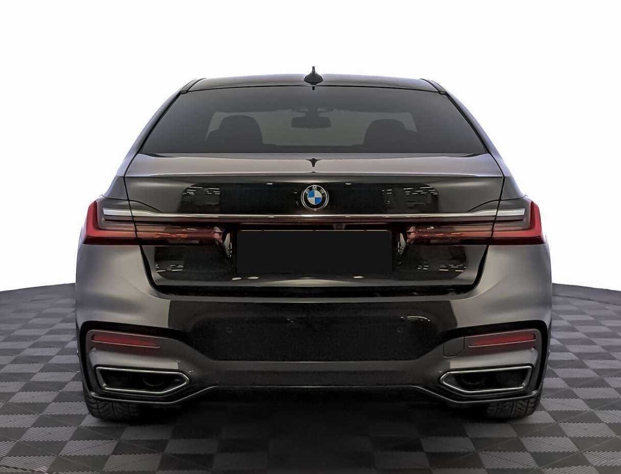 BMW 7 серии 2020 года с пробегом. Фото: #5