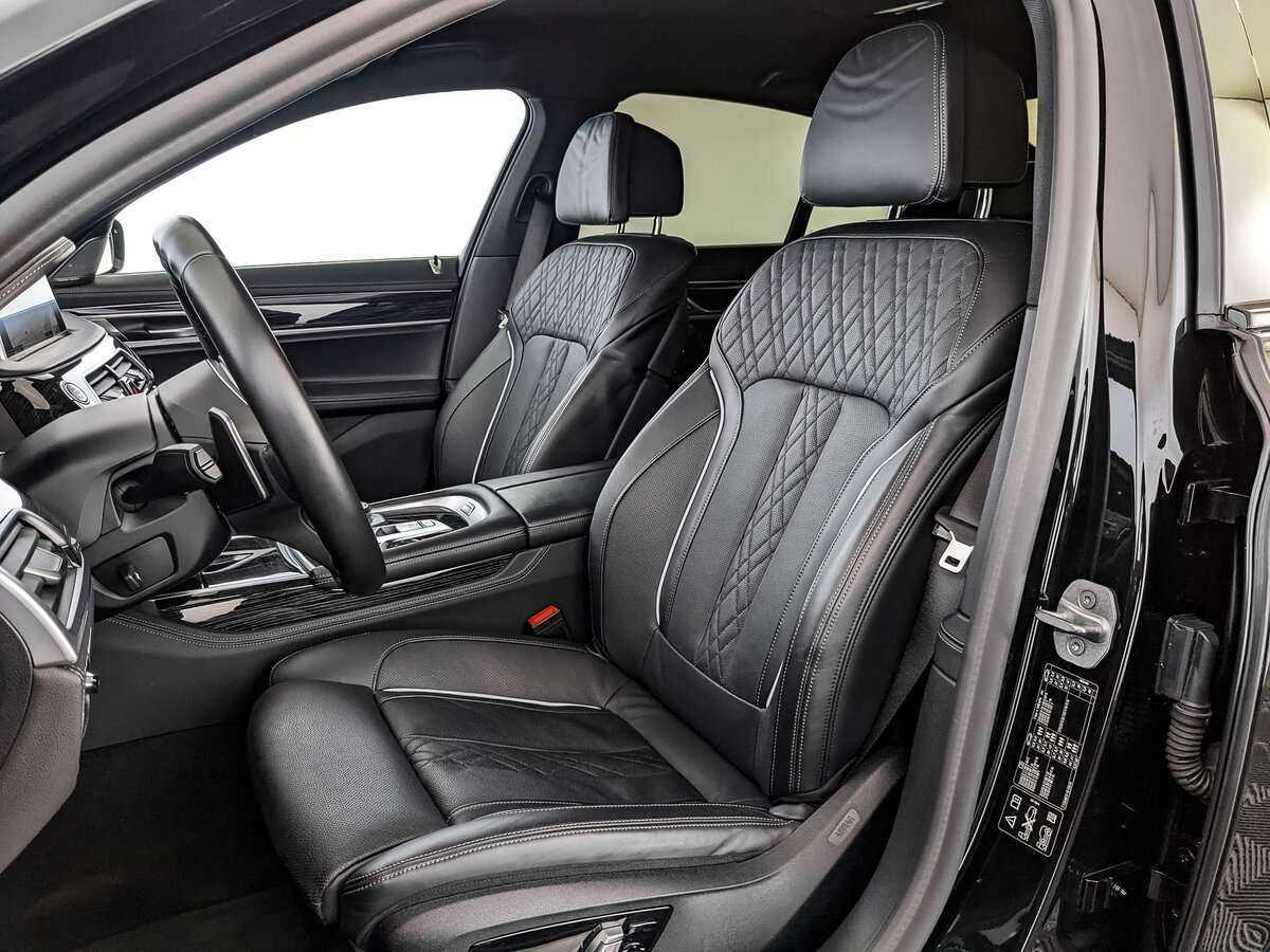 BMW 7 серии 2020 года с пробегом. Фото: #14