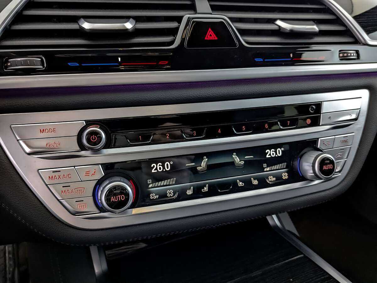 BMW 7 серии 2020 года с пробегом. Фото: #20