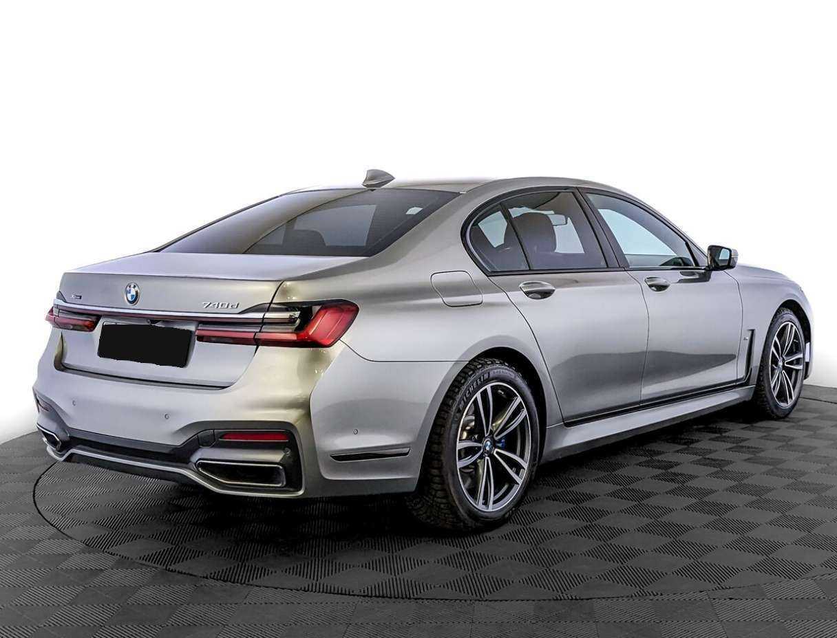 BMW 7 серии 2019 года с пробегом. Фото: #4