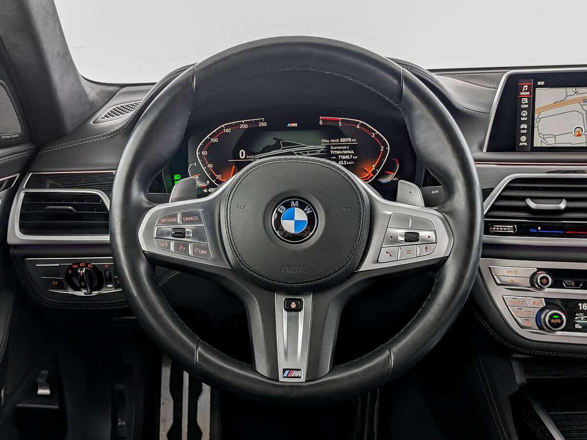 BMW 7 серии 2019 года с пробегом. Фото: #16
