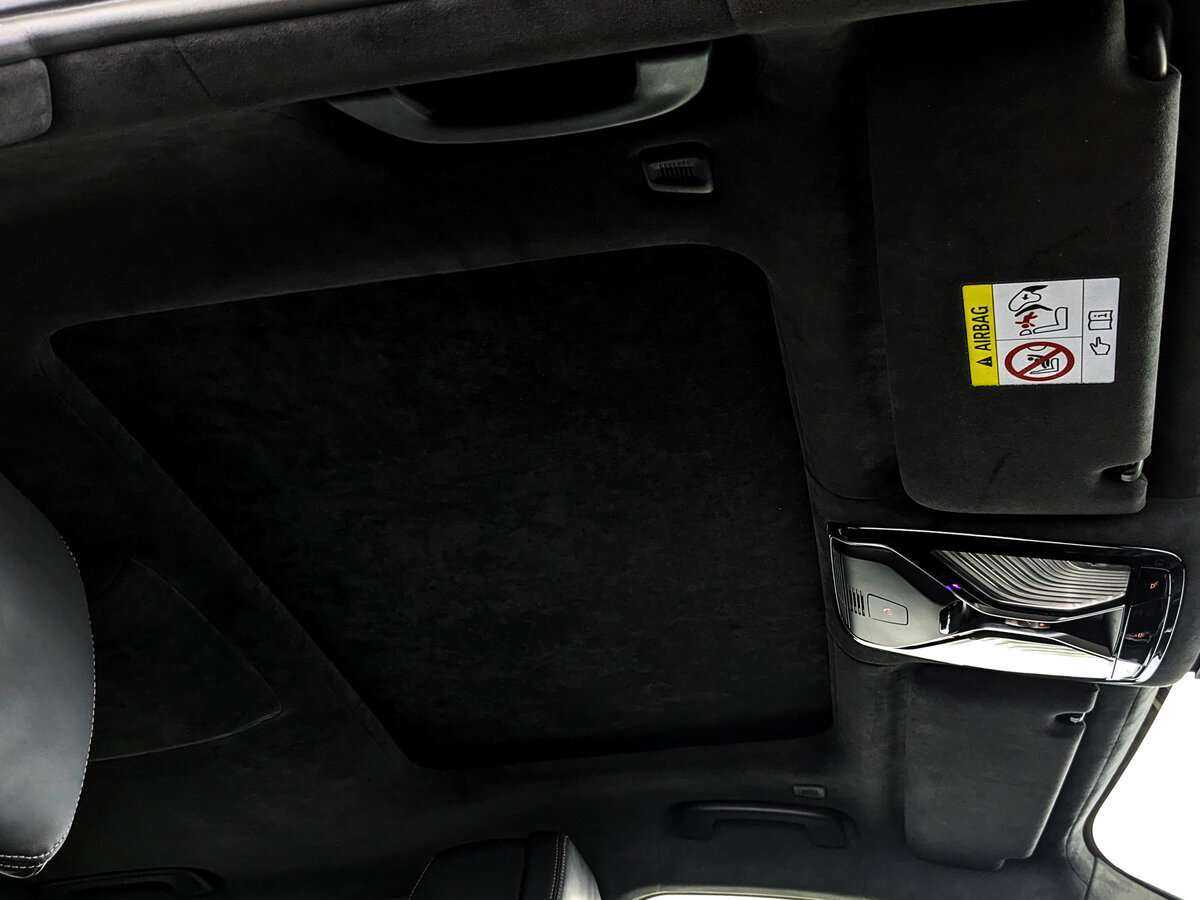 BMW 7 серии 2019 года с пробегом. Фото: #17