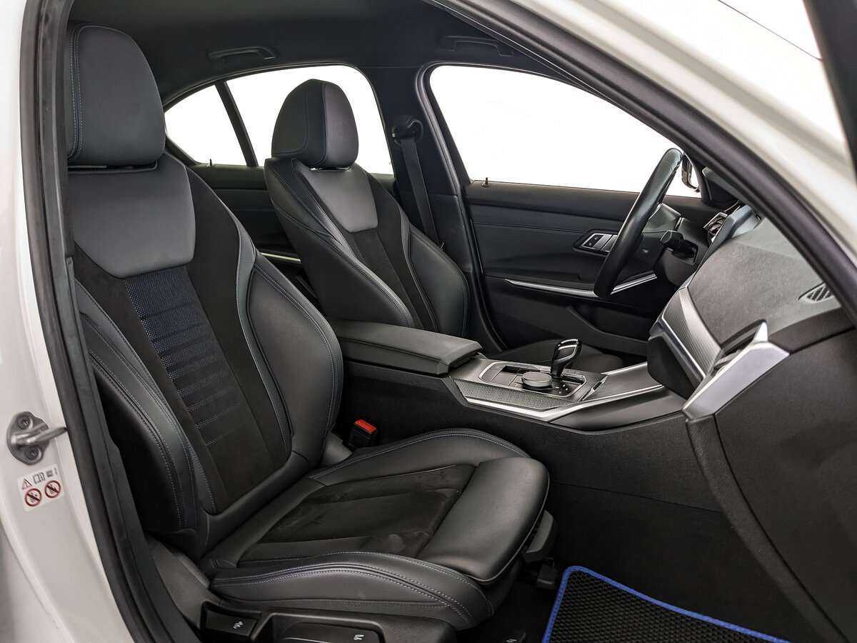 BMW 3 серии 2021 года с пробегом. Фото: #18