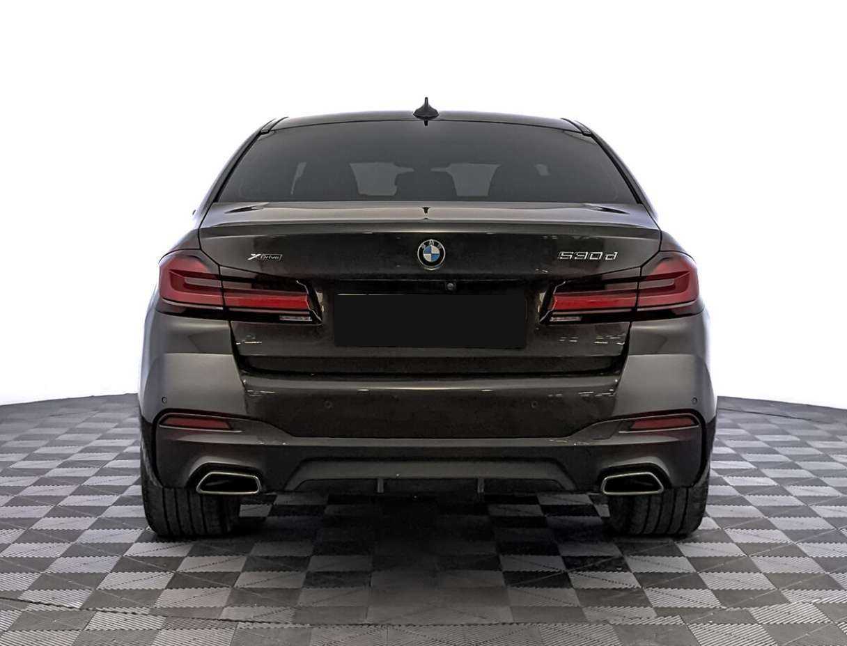 BMW 5 серии 2020 года с пробегом. Фото: #5