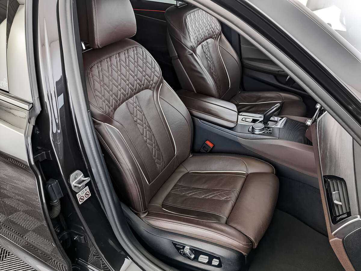 BMW 5 серии 2020 года с пробегом. Фото: #17