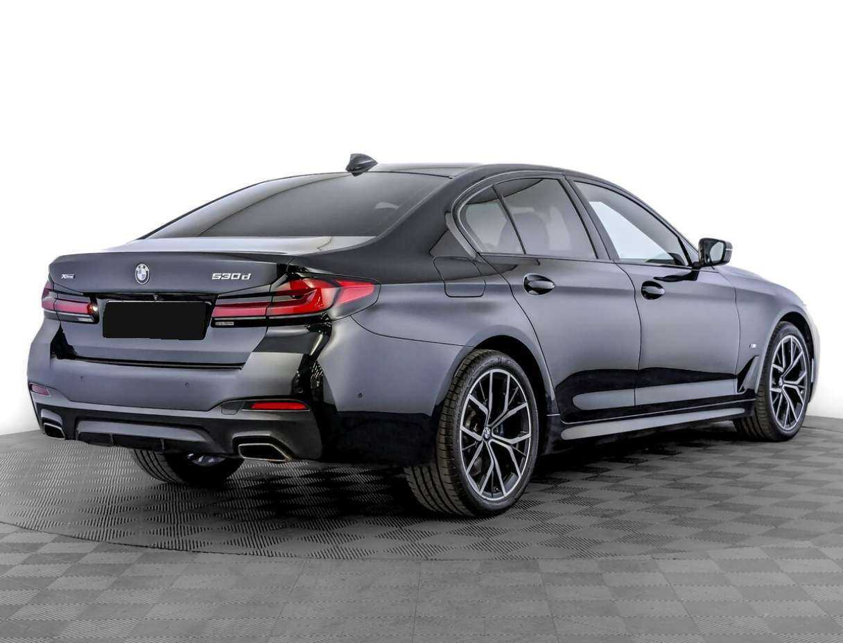 BMW 5 серии 2021 года с пробегом. Фото: #4