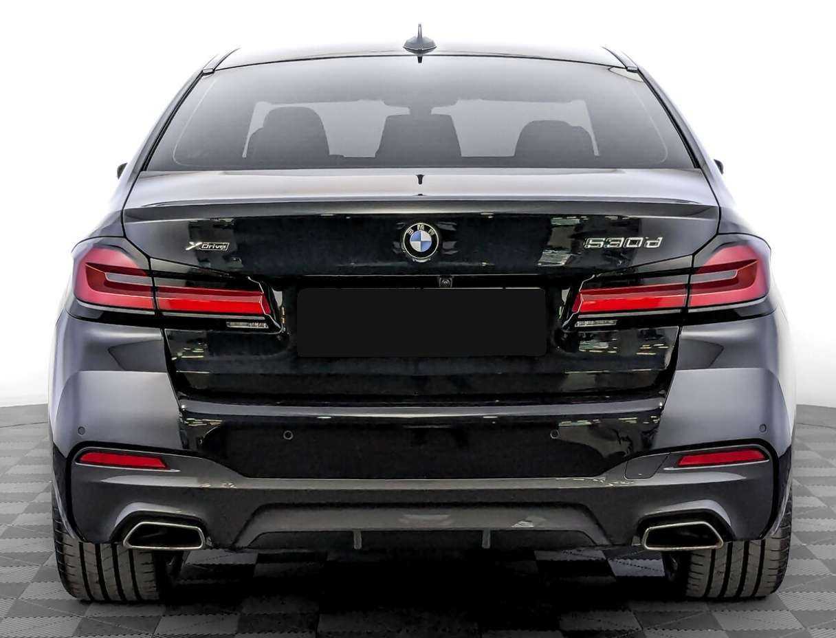 BMW 5 серии 2021 года с пробегом. Фото: #5