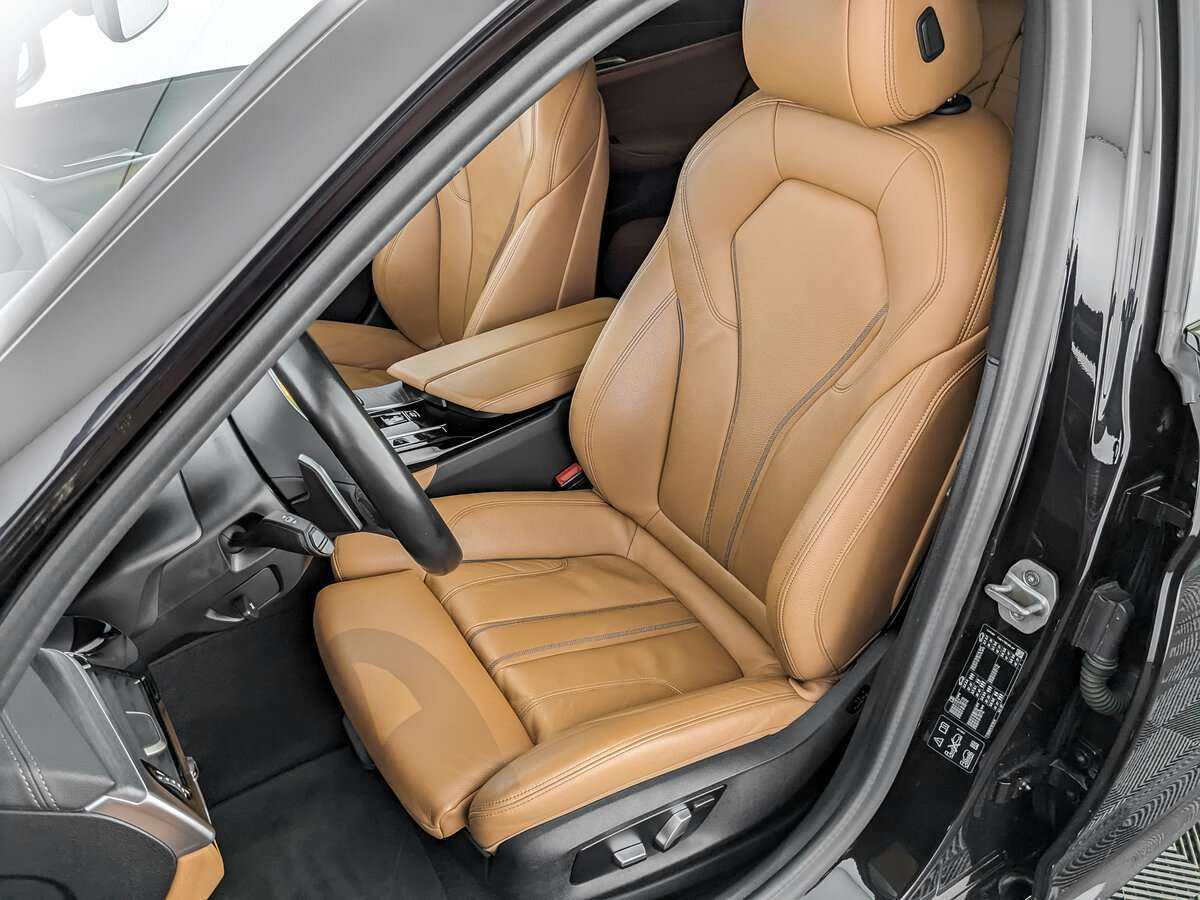 BMW 5 серии 2021 года с пробегом. Фото: #12