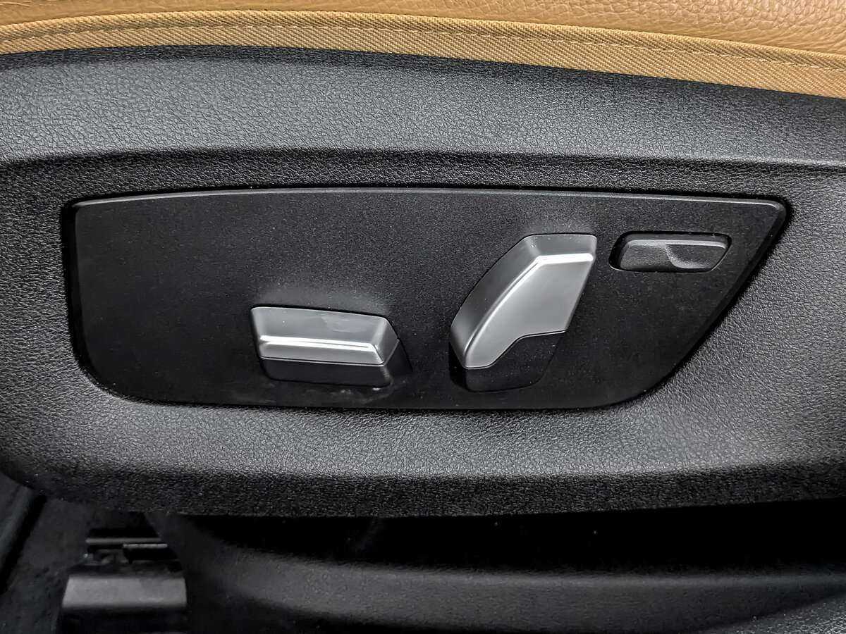 BMW 5 серии 2021 года с пробегом. Фото: #13