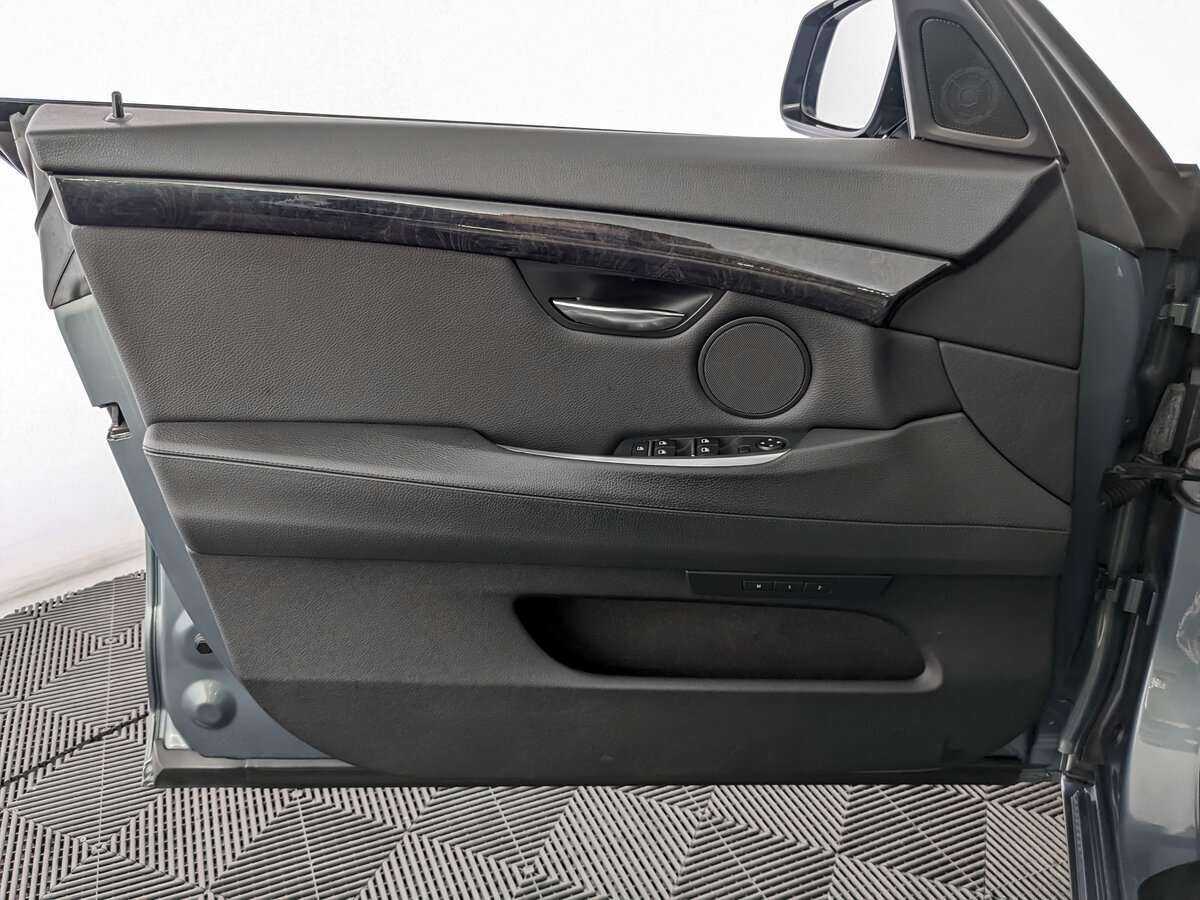 BMW 5 серии 2009 года с пробегом. Фото: #14