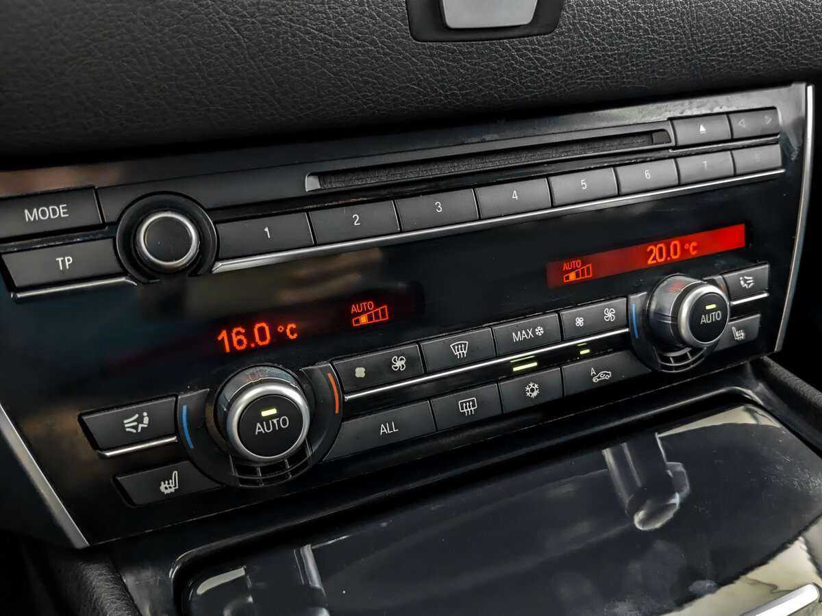 BMW 5 серии 2009 года с пробегом. Фото: #20